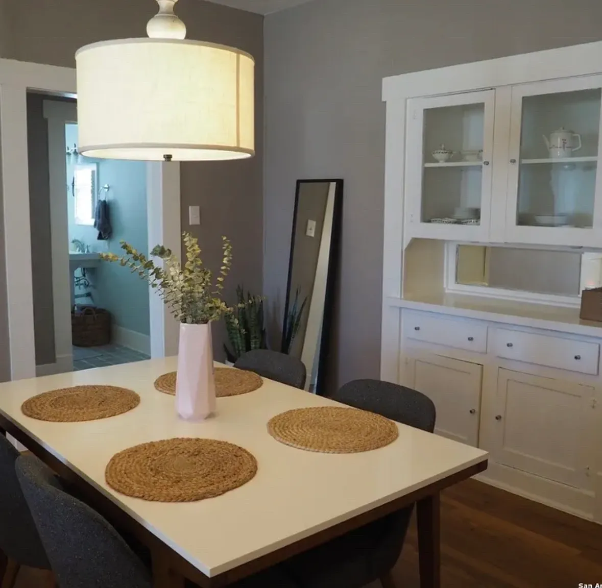 2 bed, 1134 sqft, $1,995 — Photo 4