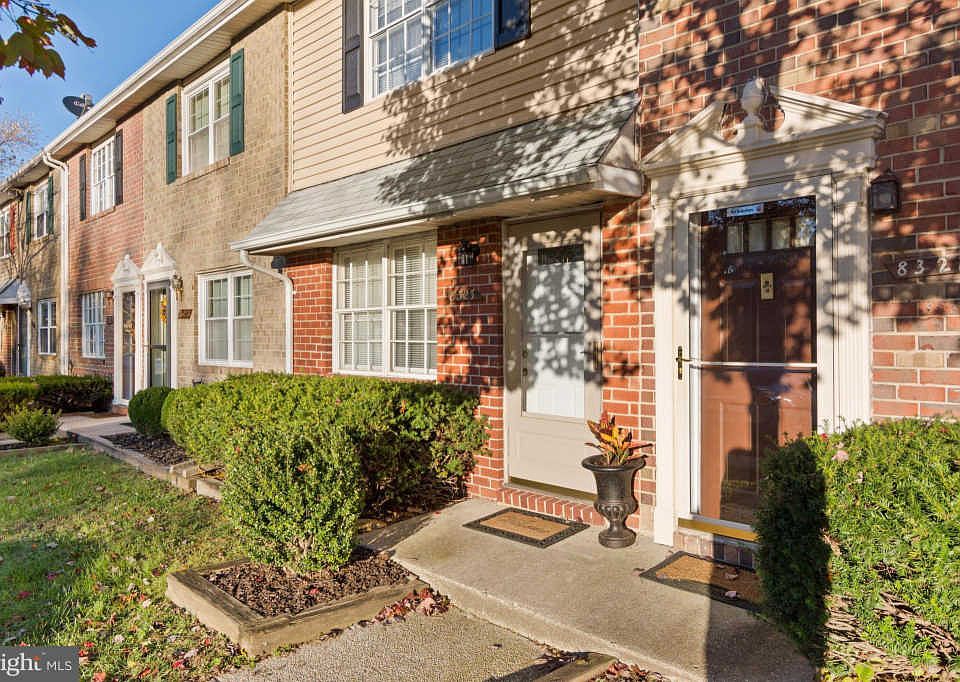 1st image of 8323 Norwood Dr
