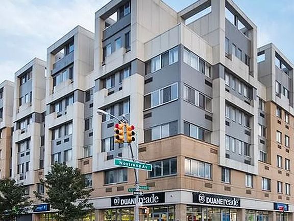 2nd image of 756 Myrtle Ave APT 4N
