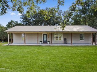 21340 Deerwood Rd, Kiln, MS 39556