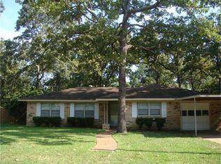 307 Moss Hill Ln, Conroe, TX 77303