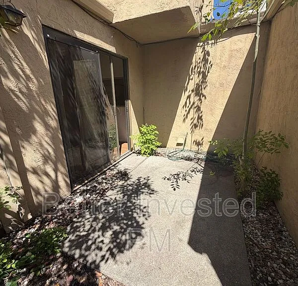 2808 Tachevah Dr — Photo 12