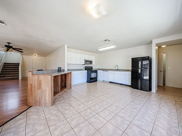 11816 W Rosewood Dr — Photo 7