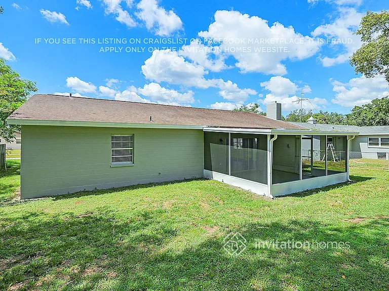 1304 Village Ct — Photo 30