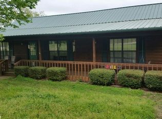 1300 Harness Rd, Mountain View, AR 72560