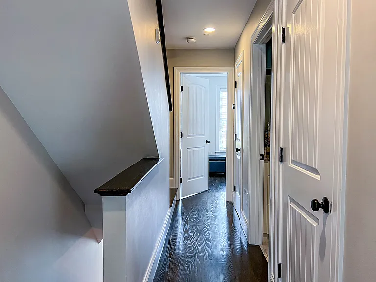 79 Dresser St — Photo 49
