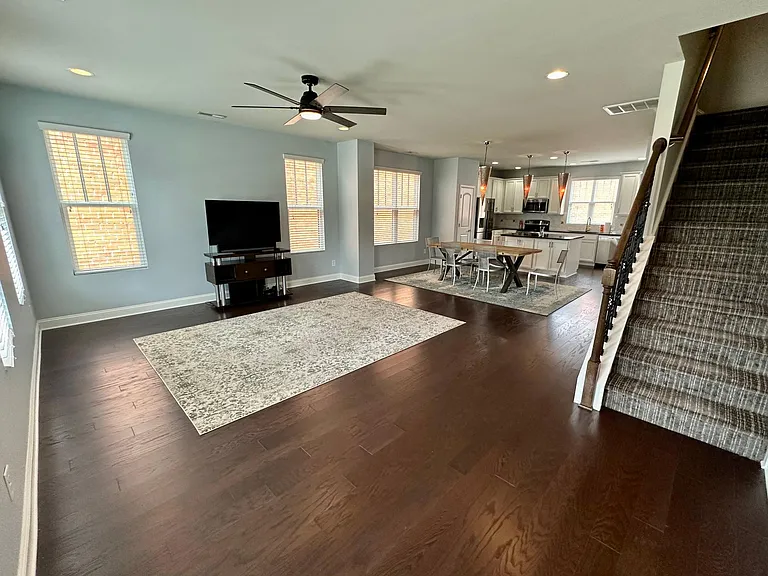 564 Jetton St — Photo 16