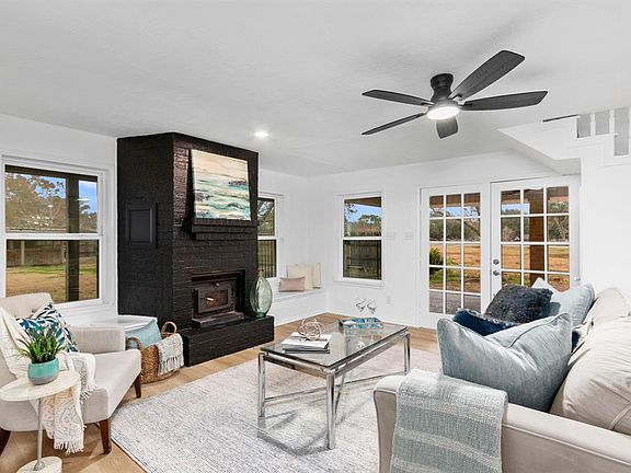 4th image of 9804 Ironwood Ln