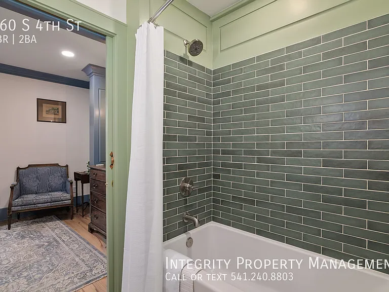 160 S 4th St — Photo 32