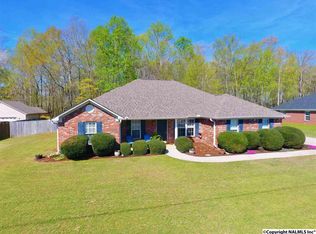 112 Edgebrook Dr, Ardmore, AL 35739
