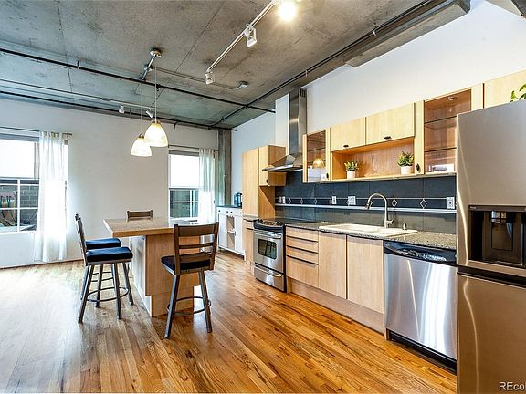 4th image of 1499 Blake Street #3O