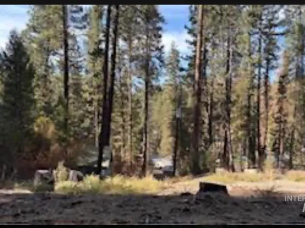 12 Summer Dr, Garden Valley, ID 83622