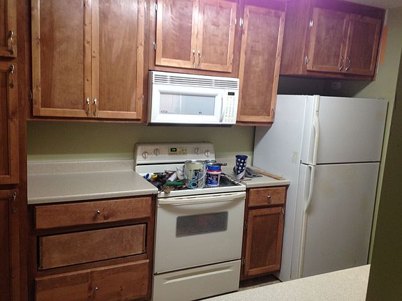 3rd image of 7680 SE 79th Ln