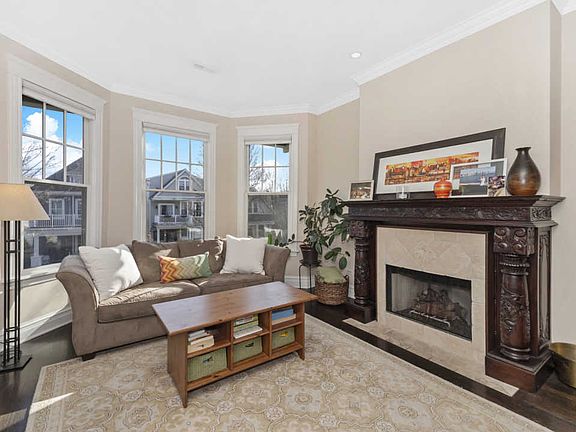 5th image of 3626 N Hoyne Ave #2