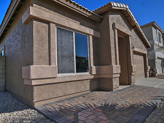 3rd image of 28851 N Spur Dr