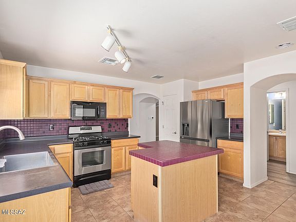 4th image of 18405 S Dawn View Dr
