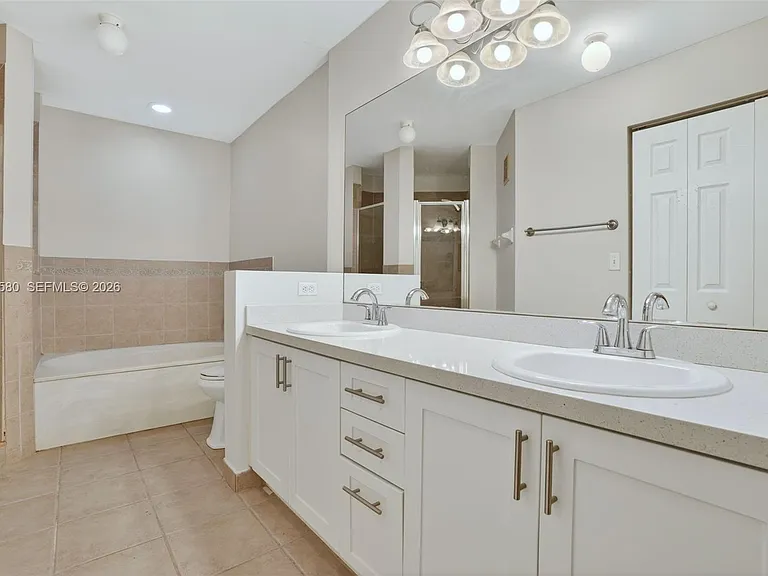 2209 SE 24th Pl #2209 — Photo 15