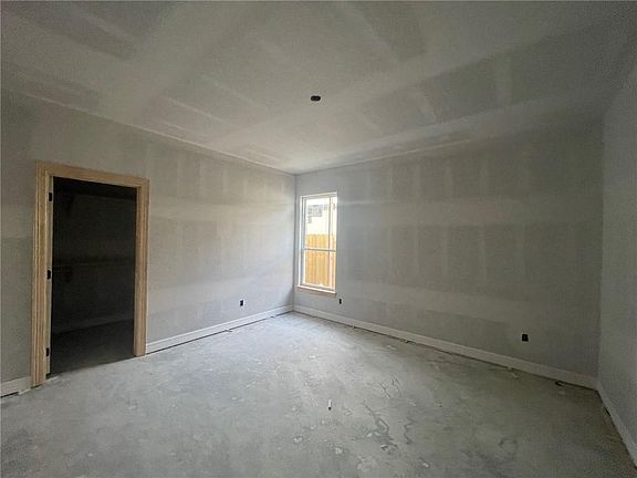 5th image of 3914 Azali Dr