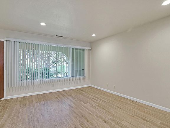 3rd image of 4343 Ferdinanda Pl
