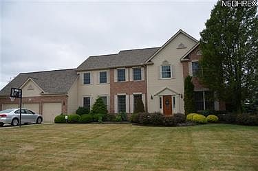 1st image of 562 Parkside Dr