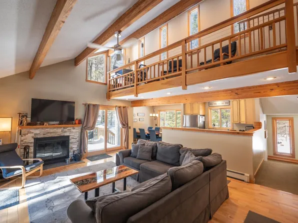 28 Summit Meadows Circle, Dover, VT 05356