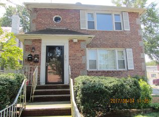 24804 Cambria Ave, Little Neck, NY 11362