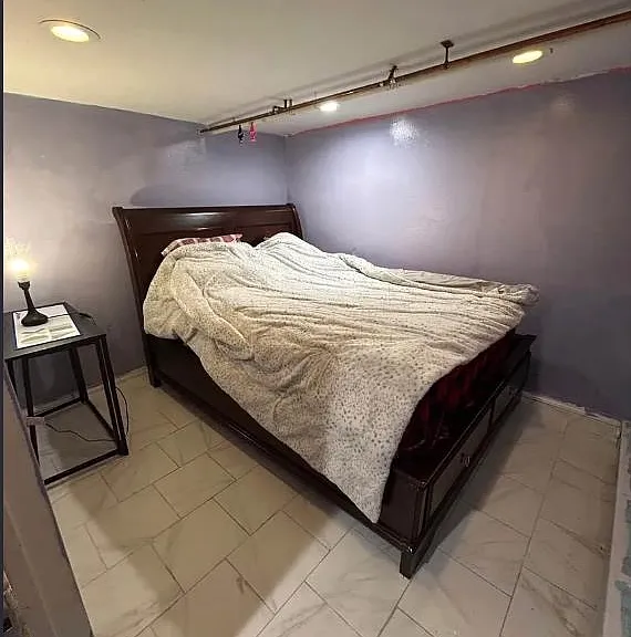140 Sterling Ave #1 — Photo 2