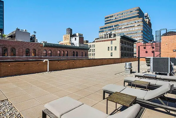 Rented by Keller Williams NYC | media 14