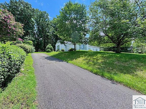 3rd image of 2956 Daniels Creek Rd