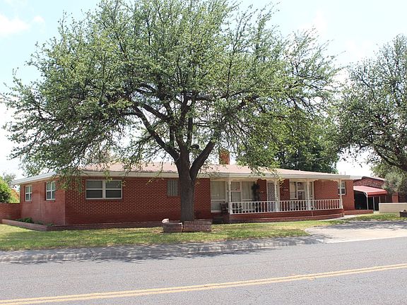4th image of 1715 E Crescent Dr