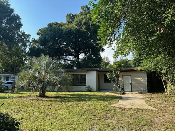 5502 Essex Rd, Pensacola, FL 32506