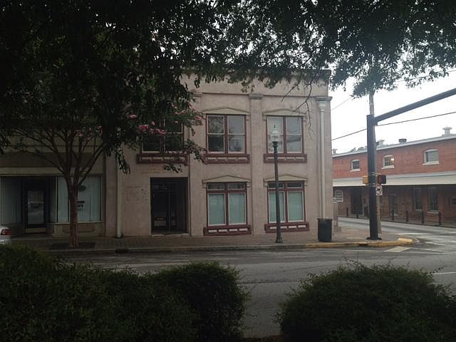 1st image of 137 N Hill St #B