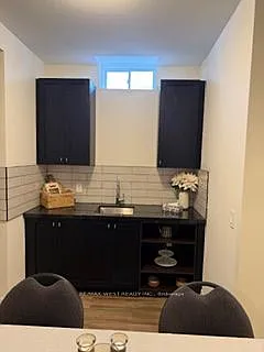 41 Schmeltzer Cres — Photo 9