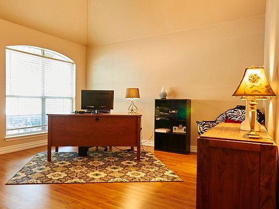 3rd image of 6701 Bear Hollow Ct
