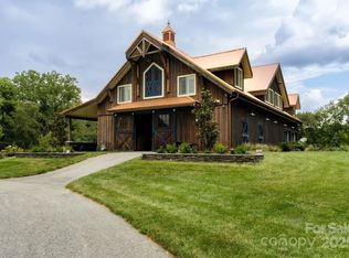 20 Waterford Lakes Dr, Fletcher, NC 28732