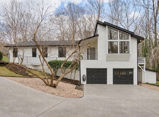 2400 Rockridge Ct, Raleigh, NC 27612