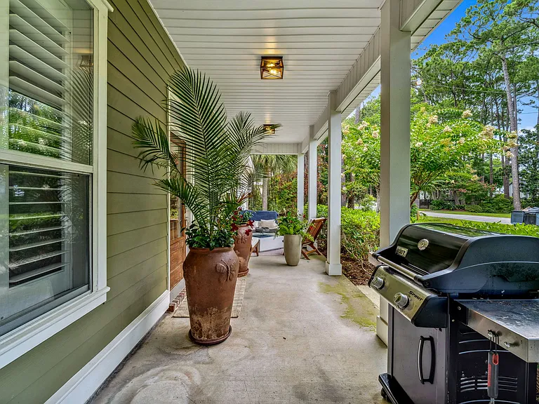 615 Shore Dr — Photo 10