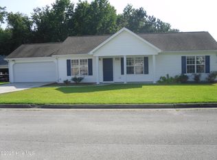 124 Pella Ln, New Bern, NC 28562