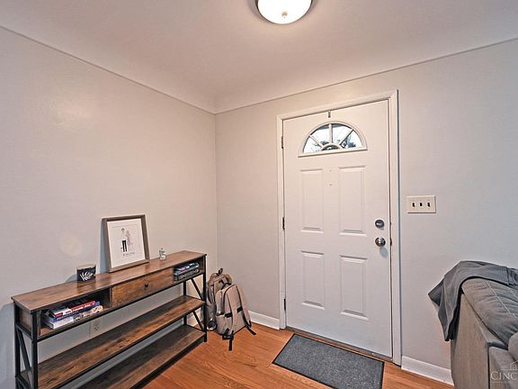 4th image of 6970 Moorfield Dr