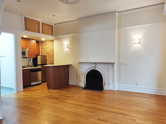 Rented by Issembert Companies | media 13