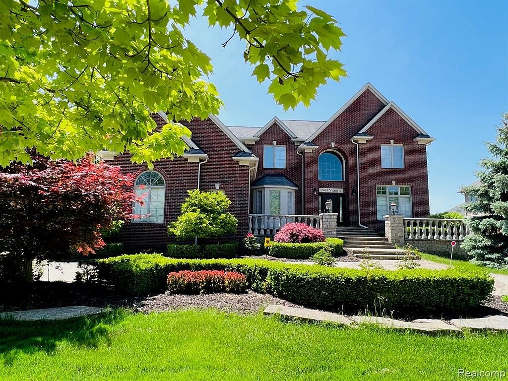 7467 Victoria Dr, West Bloomfield, MI 48322 Zillow