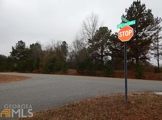 225 Lake Lillian Dr, Perry, GA 31069
