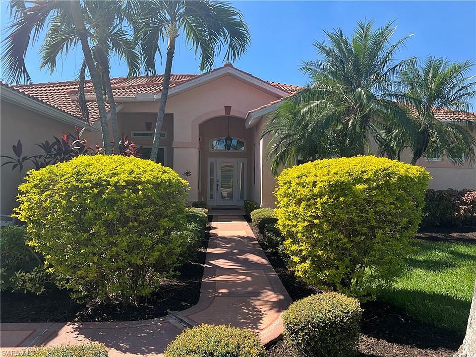 2nd image of 10490 Curry Palm LN