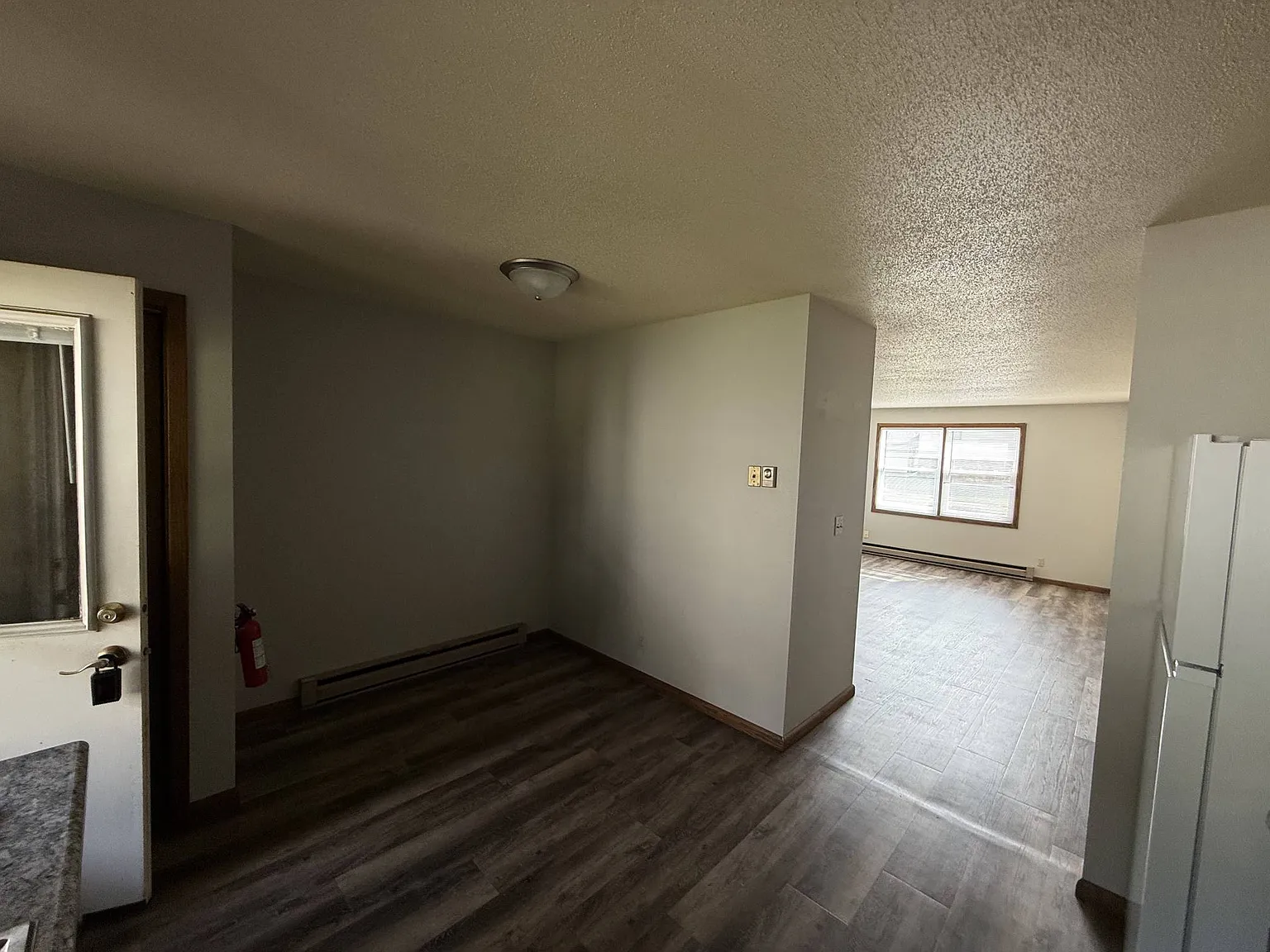 3218 Oak Knoll Dr — Photo 3