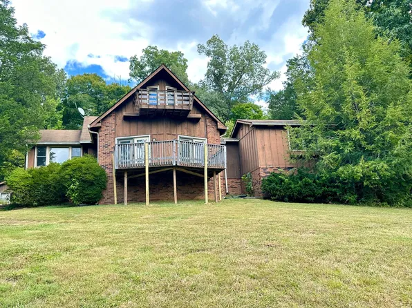 3801 Moore Hollow Rd, Woodlawn, TN 37191