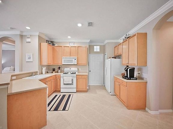 4th image of 9317 Aviano Dr