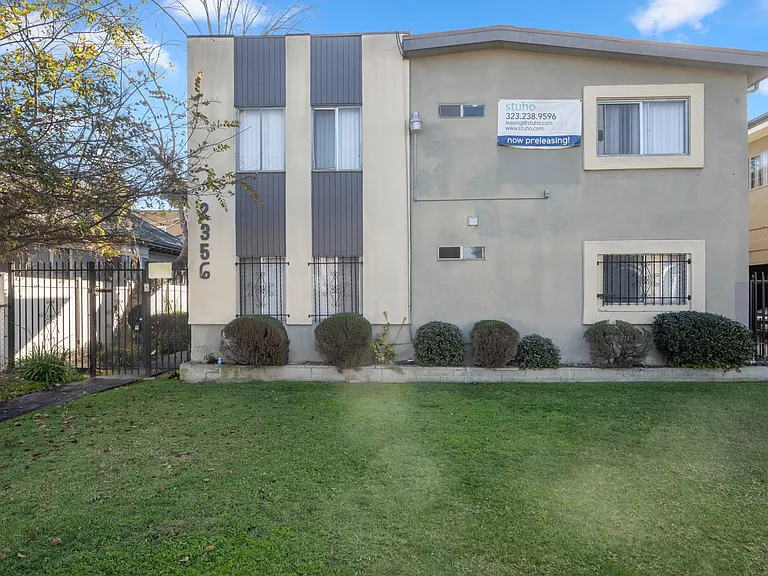 2356 Portland St — Photo 16