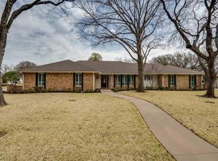 2319 Brook Hollow Dr, Wichita Falls, TX 76308