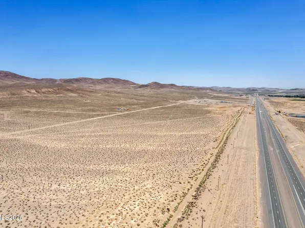 2215 Comstock St, Silver Springs, NV 89429