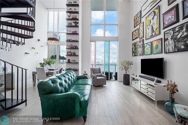 1st image of 300 S Biscayne Blvd APT 1222